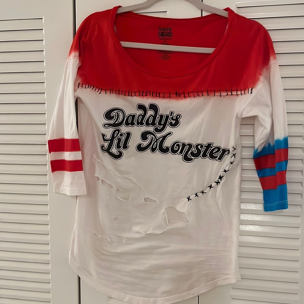 Harley Quinn DC shirt from the first Suicide Squad movie